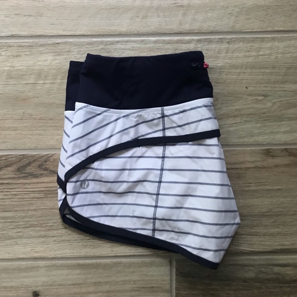Lululemon Speed Shorts - Quiet Stripe - Picture 7 of 7